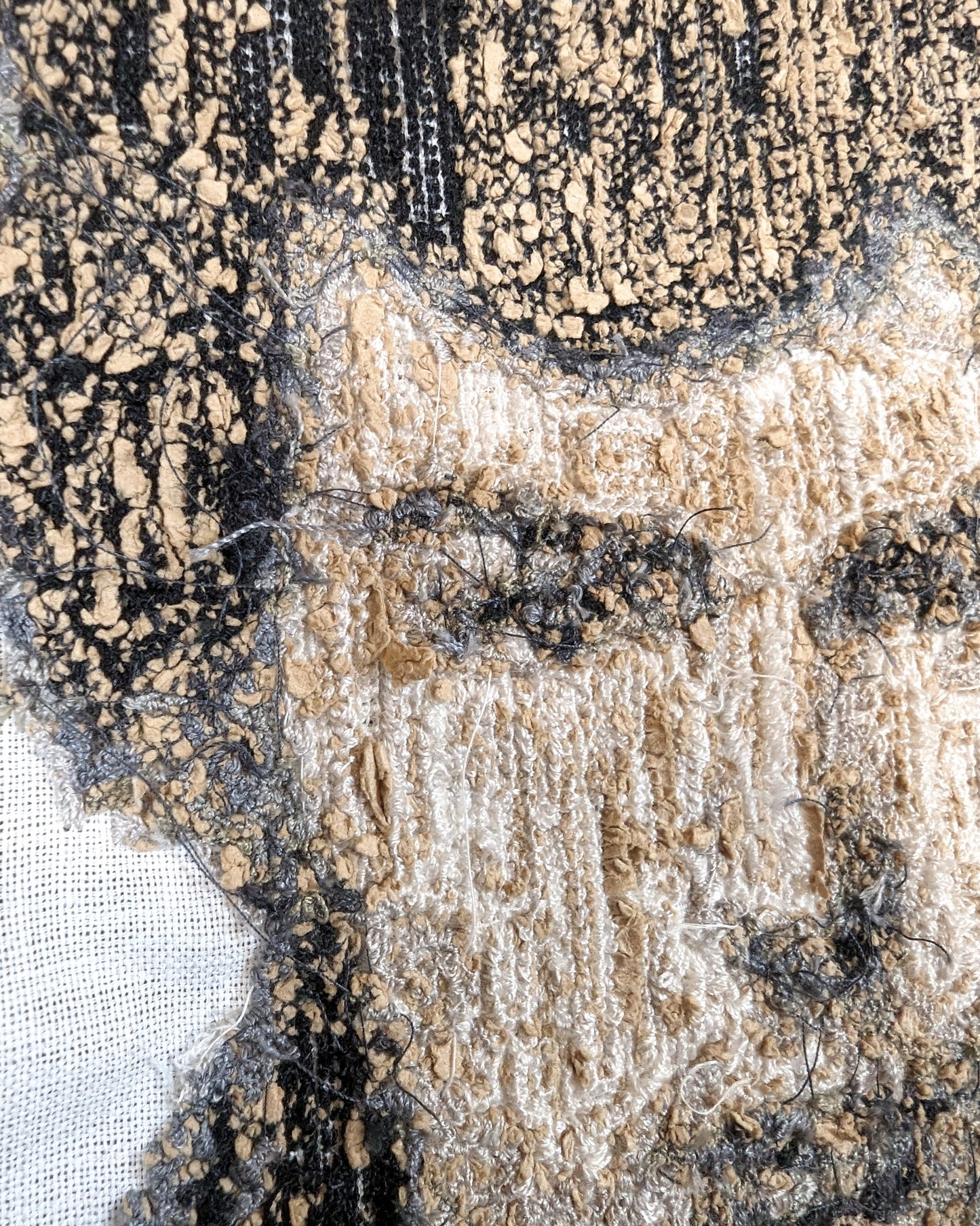 TEE SHIRT WITH HANDMADE SID REVERSE CROSS STITCH