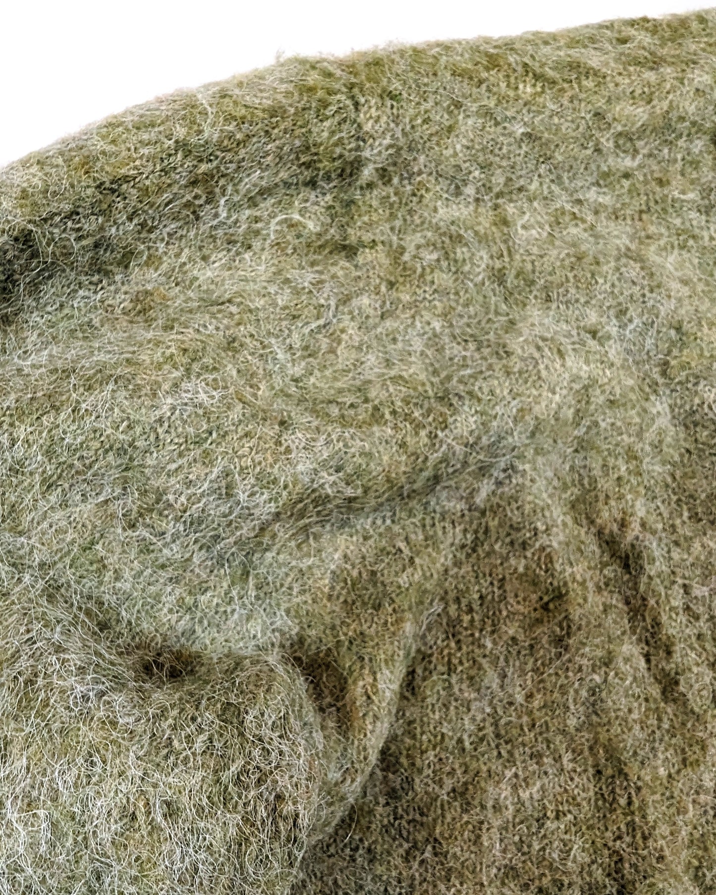 CARDIGAN IN GREEN MOHAIR